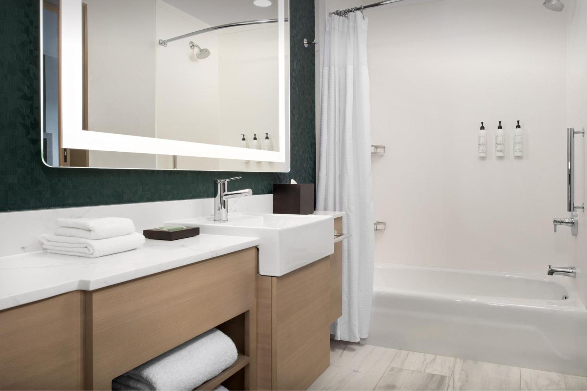 Springhill Suites By Marriott แซนด์พอยต์ ภายนอก รูปภาพ